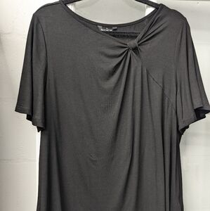 BloomChic Supersoft Twist Front Asymmetrical Neck T-shirt Black 14-16/1X